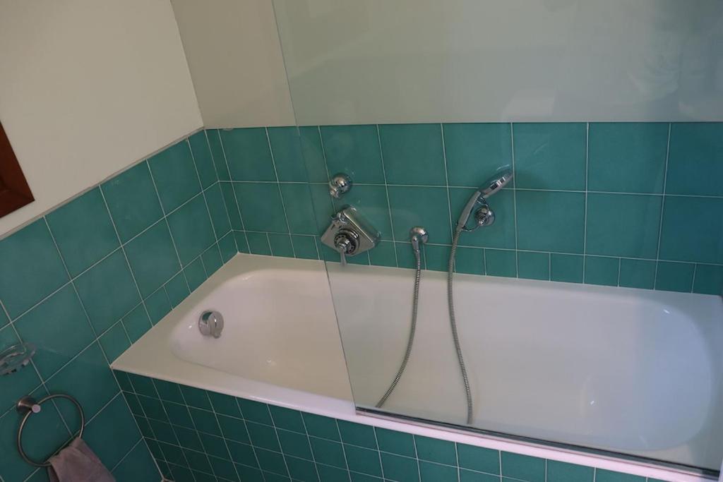 קוגולטו Appartement Dans Un Terrain De Golf, 5 Min De La Mer En Voiture, Parking Gratuit מראה חיצוני תמונה