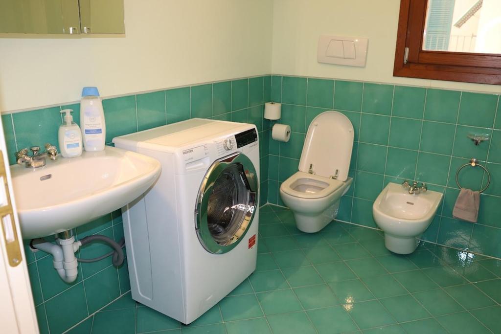 קוגולטו Appartement Dans Un Terrain De Golf, 5 Min De La Mer En Voiture, Parking Gratuit מראה חיצוני תמונה